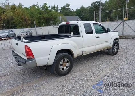 2010 Toyota Tacoma Prerunner V6 z USA, uszkodzony, nr VIN 5TETU4GN5AZ727419